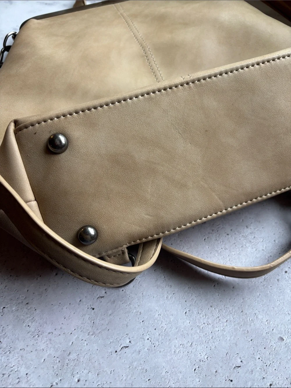 Joy Susan Crossbody with clasp